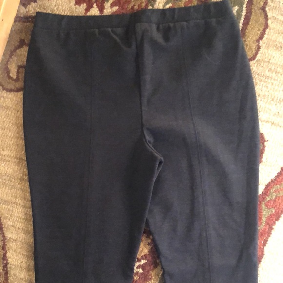 CHICOS So Slimming Size 1 Medium (8) Stretchy Pull-On No Pockets Stretch $99 NEW - Picture 8 of 14